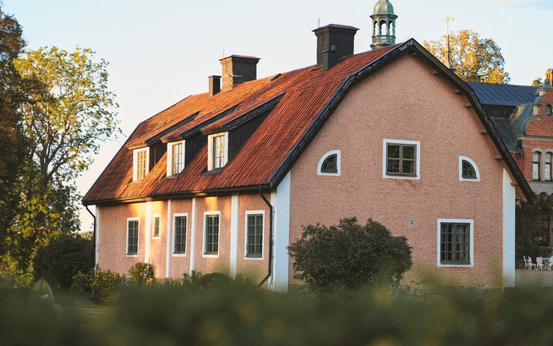 Bör man anlita en målare eller måla om själv?